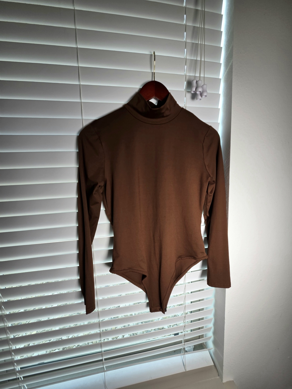 Women’s Brown Long-Sleeve Turtleneck Bodysuit
